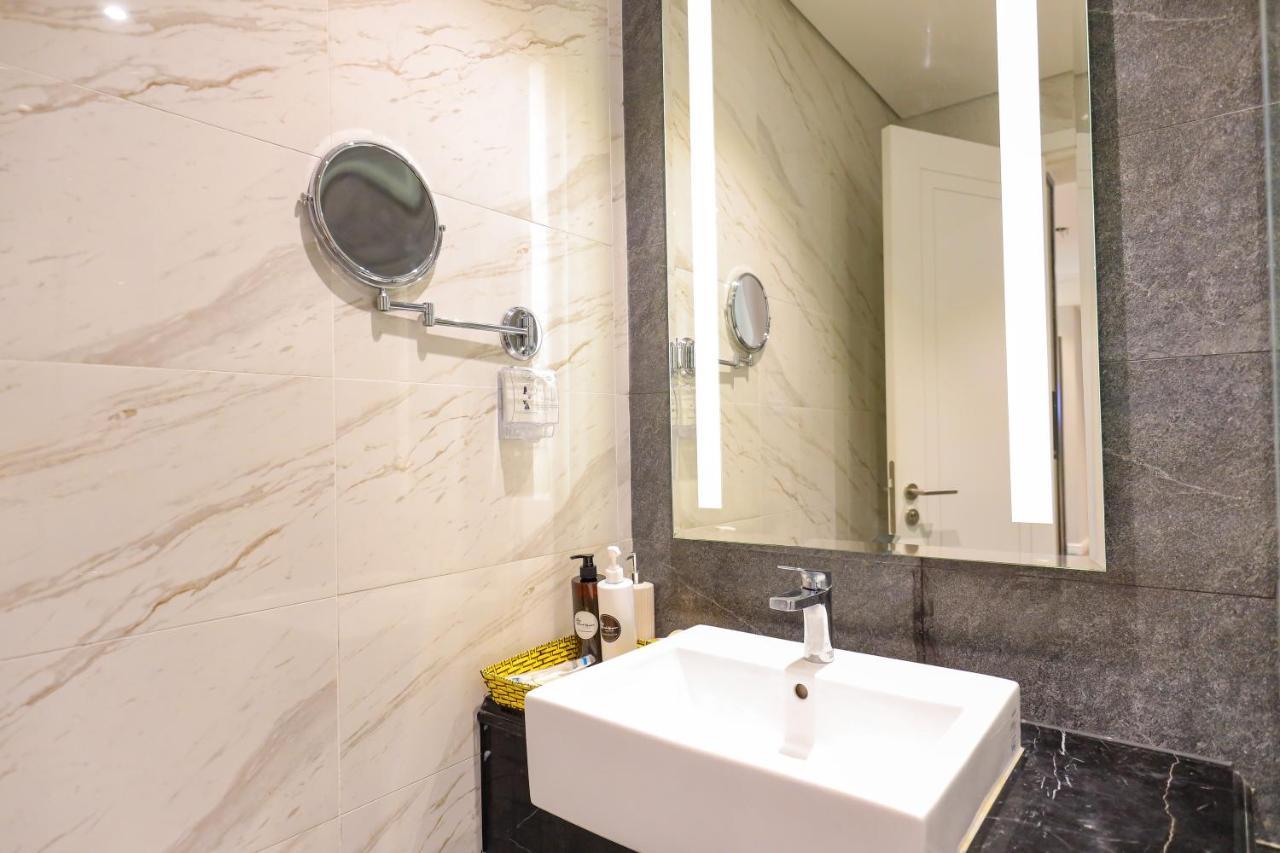 Can Ho Cao Cap Altara Serviced Residences Куинён Экстерьер фото