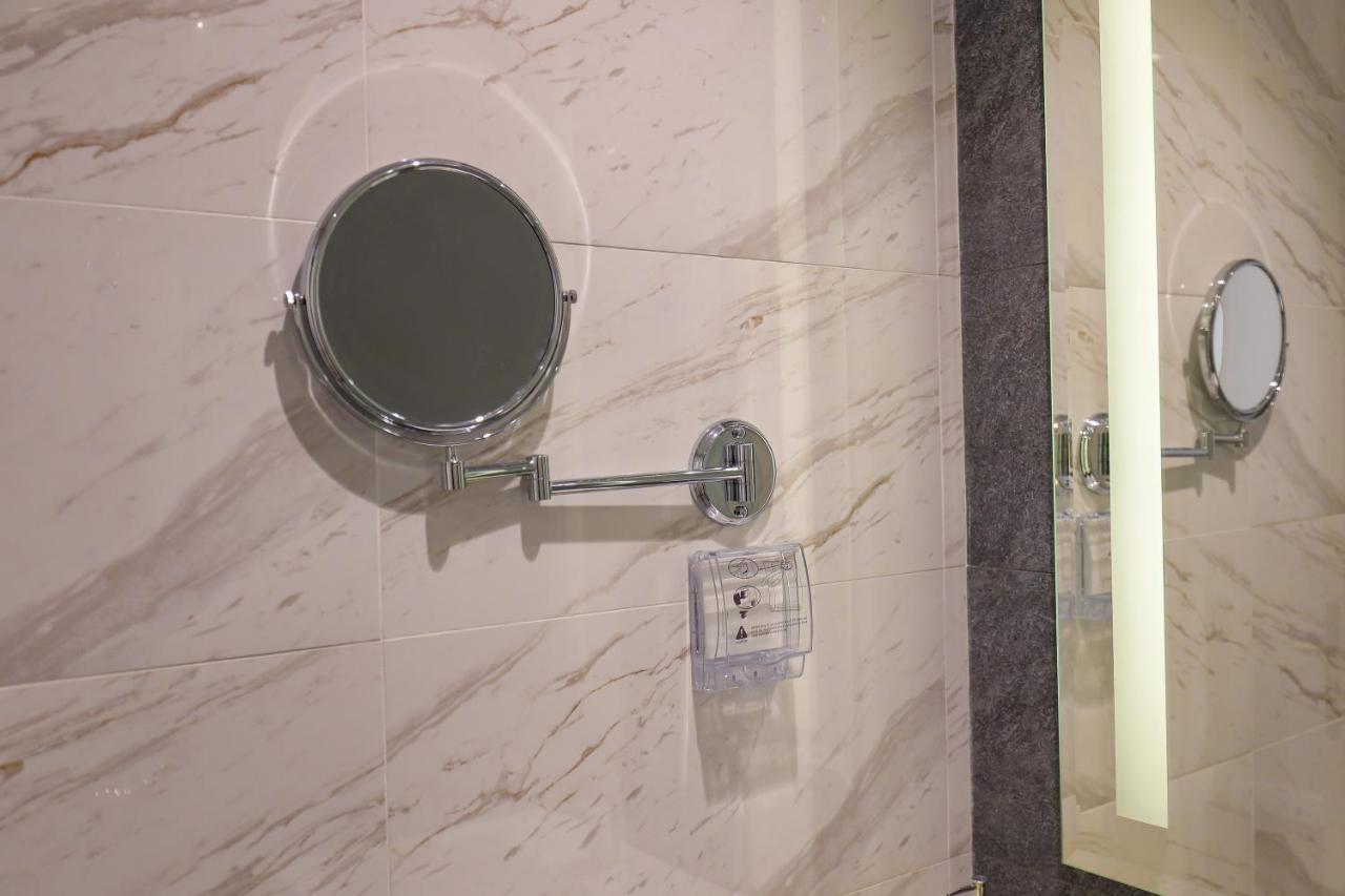 Can Ho Cao Cap Altara Serviced Residences Куинён Экстерьер фото