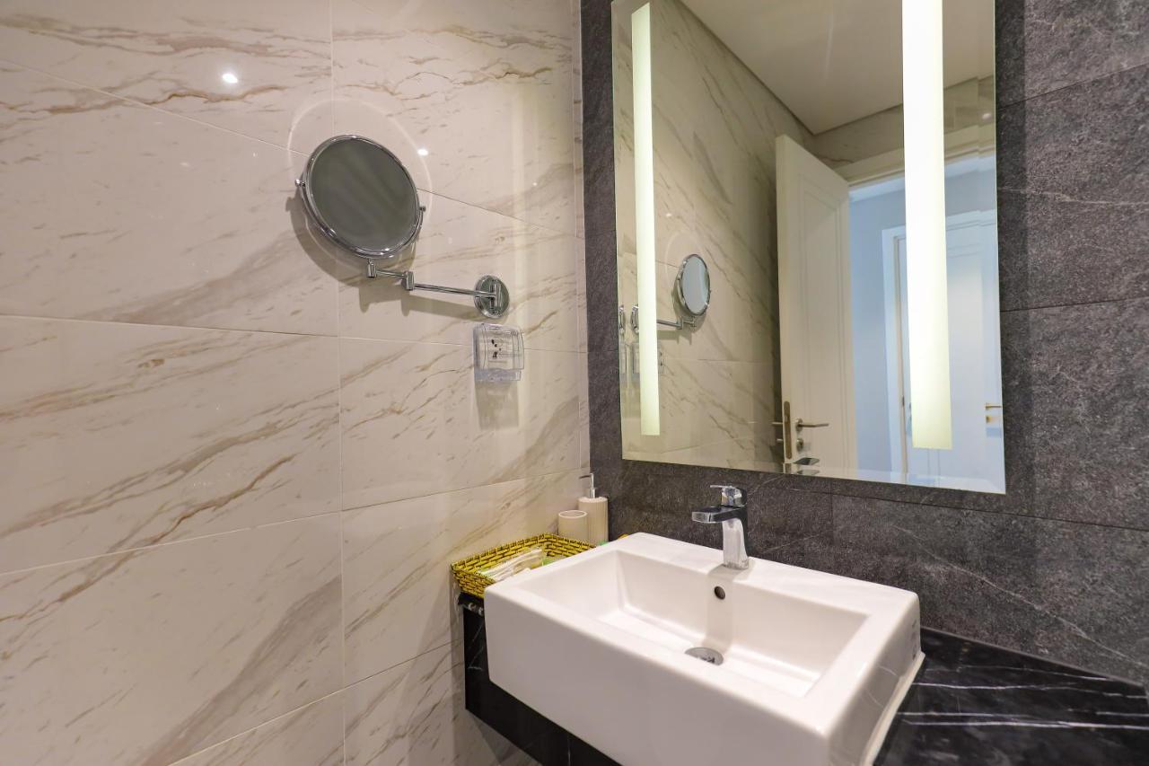Can Ho Cao Cap Altara Serviced Residences Куинён Экстерьер фото
